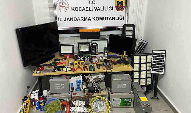Bir ilçenin kabusu olan hırsızları jandarma tek tek belirleyip yakaladı