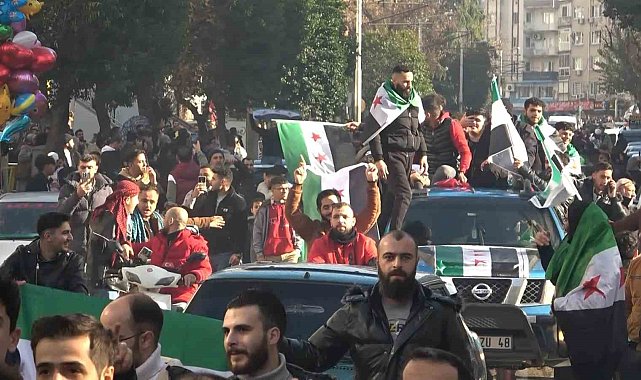 Bursa'daki Suriyeliler sokaklara döküldü
