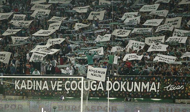 Bursaspor taraftar grubu Texas'ın koreografisi ödüle layık görüldü