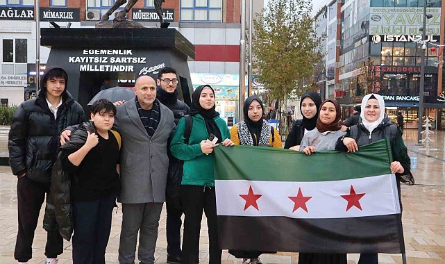 Çerkezköy'de Suriyeliler Esad rejiminin devrilmesini kutladı