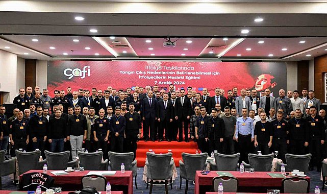 CHP'li 14 Büyükşehir Belediyesi'nin itfaiyesi eğitim için Antalya'da buluştu
