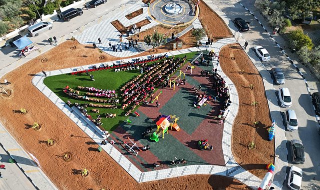 Çorum Belediyesi'nin Kıbrıs'ta yaptığı park törenle açıldı