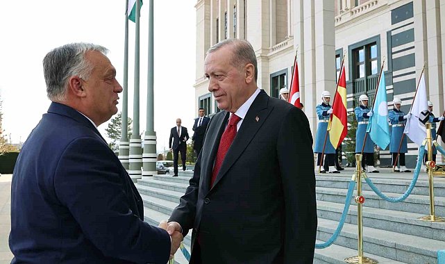 Cumhurbaşkanı Erdoğan, Macaristan Başbakanı Orban ile bir araya geldi