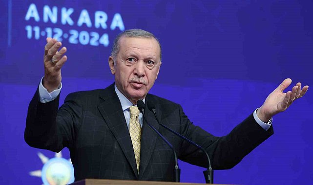 Cumhurbaşkanı Erdoğan: "Eli kanlı Baas rejiminin sona ermesiyle birlikte inşallah Suriye'de huzura ve güvenliğe giden yolun kapıları açılmıştır"