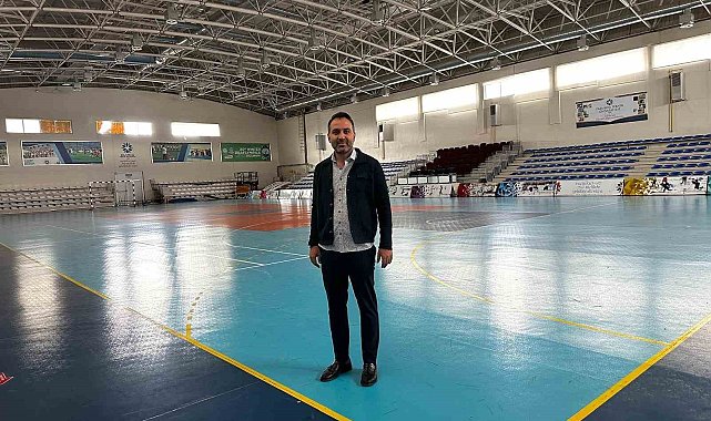 Dadaşlar Futsal Milli Takımını bekliyor