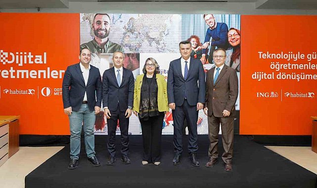Dijital Öğretmenler projesiyle teknoloji ile güçlenen öğretmenlerle dijital dönüşüme destek