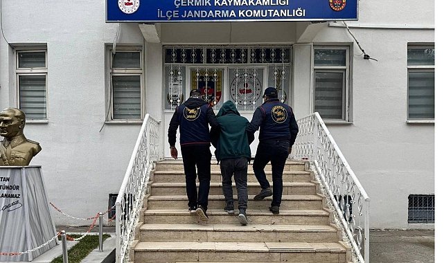Diyarbakır'da firari zanlılar JASAT tarafından yakalandı