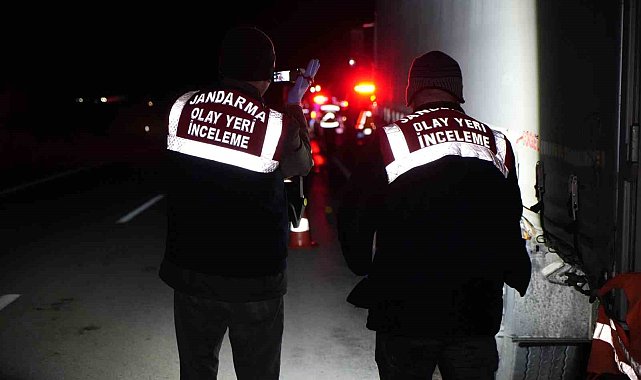 Edirne'de arızalanan aracı tamir edilirken tırın çarptığı Polonyalı sürücü hayatını kaybetti