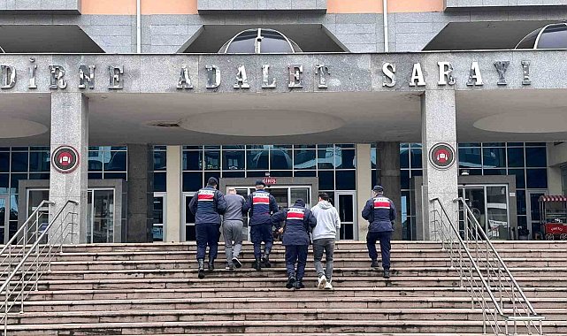 Edirne&#039;de uyuşturucu suçundan aranan 2 kişi tutuklandı