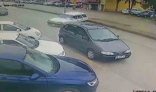 Ehliyetsiz sürücünün kaçış macerası kaza ile son buldu