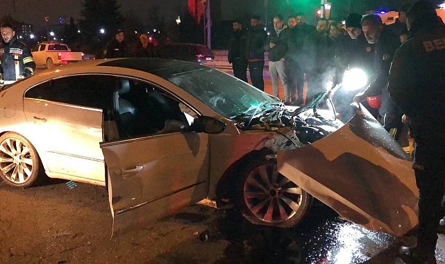 Elazığ'da alkollü sürücüler kazaya karıştı: 4 yaralı