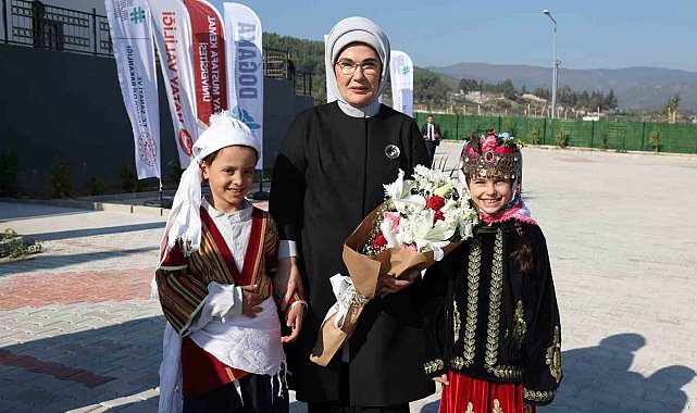 Emine Erdoğan, Hatay Engelli Sosyal Girişimcilik Merkezi'nin açılışını yaptı