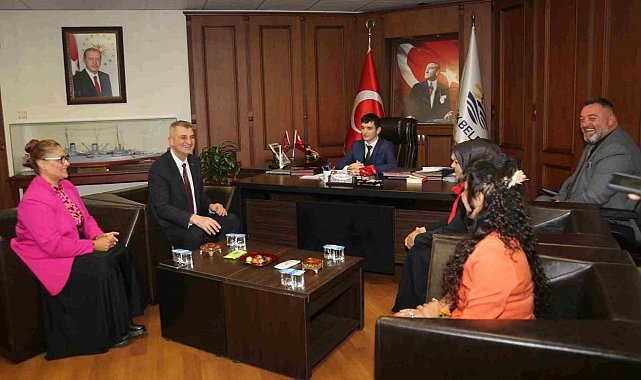 Engelliler Günü'nde başkanlık koltuğu Anıl Ege'ye devredildi
