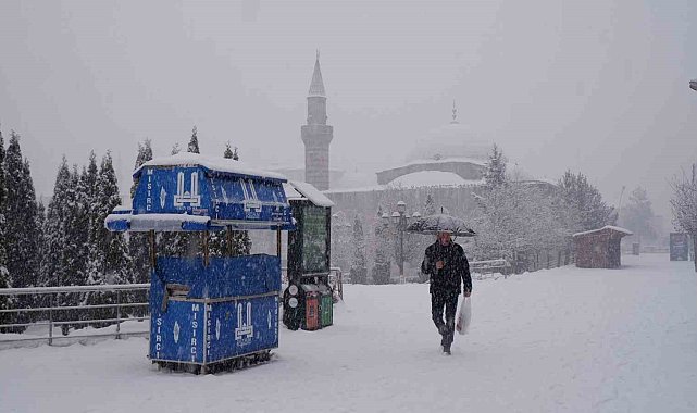 Erzurum beyaza büründü