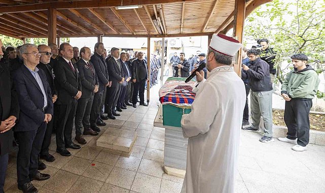Eski milli boksör Hacı Bayram Birinci, Mersin'de son yolculuğuna uğurlandı