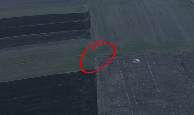Fabrikaya girmeye çalışan maskeli hırsızlar dronlu operasyonla yakalandı