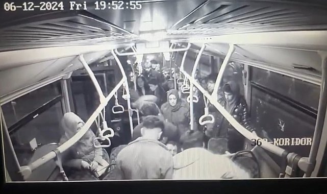 Fenalaşan yolcu için güzergah değiştiren şoföre Başkan Büyükkılıç'tan tebrik