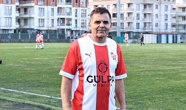 Futbolun Mike Tyson'u, 59 yaşında sahalara geri döndü