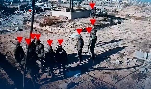 Gazze'de çatışmalar devam ediyor... Askerlerin öldürüldüğü anlar paylaşıldı