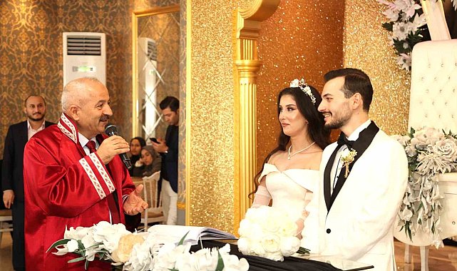 Gebze'de 2 bin 875 çift mutluluğa "evet" dedi