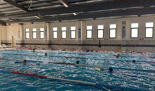 Göztepe yarı olimpik yüzme havuzu kış kursları başlıyor