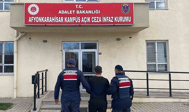 Hapis cezalarıyla aranan şahısları jandarma yakaladı