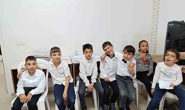 Hisarcık'ta özel öğrenciler Dünya Engelliler Gününü kutladı