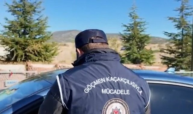 Isparta'da düzensiz göçmen operasyonu: 10 düzensiz göçmen ülkelerine gönderiliyor