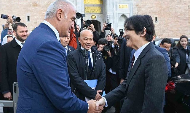 Japonya Veliaht Prens ve Prensesi, Ayasofya-i Kebir Camii Şerifi'ni ziyaret etti