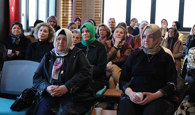 Kadın haklarının korunmasındaki öneme dikkat çektiler