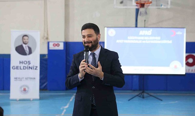 Kağıthane'de afet farkındalık eğitimleri devam ediyor