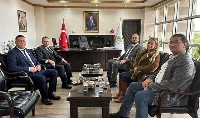 Karadağ Boşnak Demokratik Hareketi Genel Başkanı Sead Şahman Kaymakam İlyas Memiş'i ziyaret etti