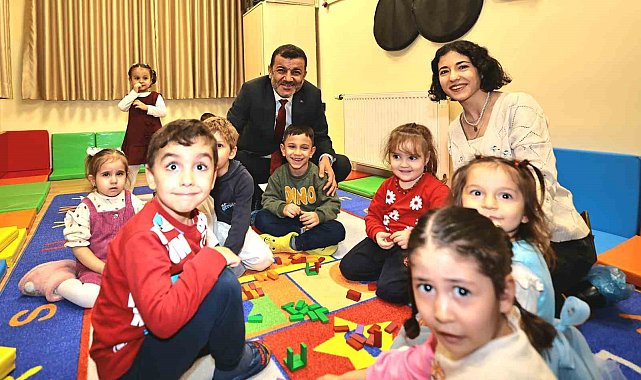Karşıyaka Güneşli Günler Çocuk Gelişim Merkezi coşkuyla açıldı