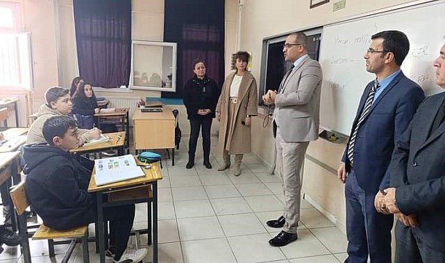 Kaymakam Dalak eğitim faaliyetlerini yerinde inceledi