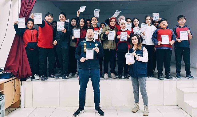 Kırıkkale'de dijital tehditlere karşı öğrenciler bilgilendirildi