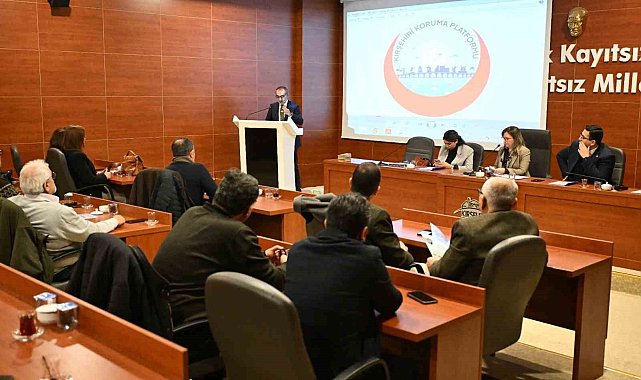 Kırşehir Koruma Platformu meclis üyelerini altın madenleri konusunda bilgilendirdi