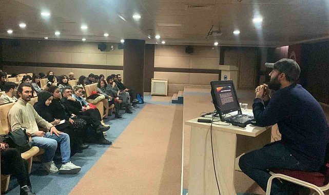 KMÜ'de 'Sinema ve Felsefe' konferansı