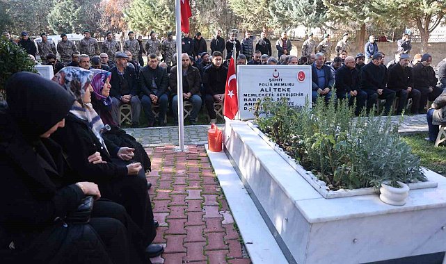 Konya'da şehit polis anısına lokma dağıtıldı