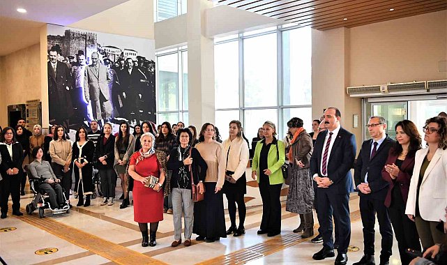Konyaaltı, kadının gücünü sanatla kutladı