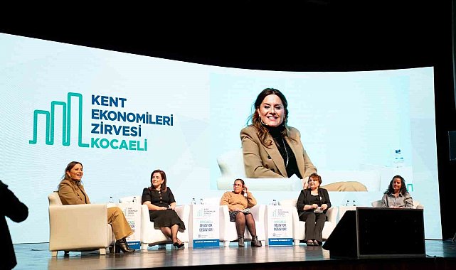 KOSTÜ, Kocaeli Kent Ekonomileri Zirvesi'nde yer aldı