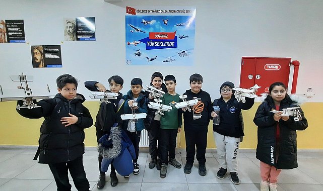 Kulu'da öğrencilere Dünya Sivil Havacılık Günü etkinliği