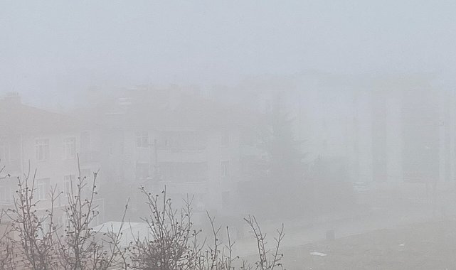 Kulu'da sis etkili oluyor