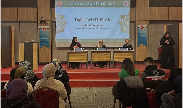 Kütahya'da "Ailenin korunması ve kadına yönelik şiddetin önlenmesi" konulu paneli