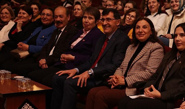 Kütahya'da "seçilmiş kadınlar paneli"