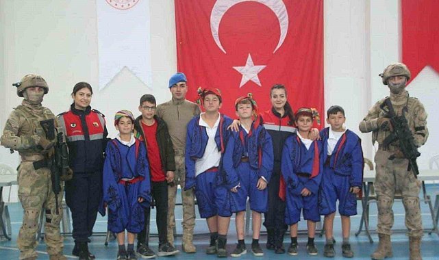 Lise öğrencilerine jandarma birimleri tanıtıldı