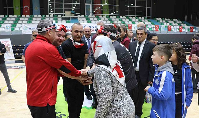 Manisa'da goalball ile engeller aşıldı