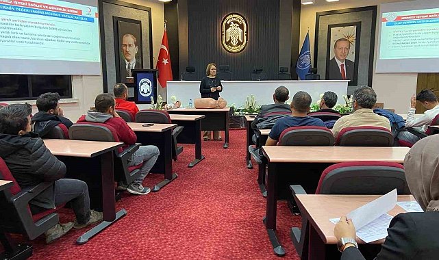 Melikgazi Belediyesi'nden personellerine ilk yardım eğitimi