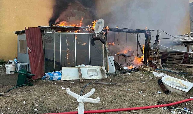 Muratlı Sanayi Sitesi'nde ağıl yangını