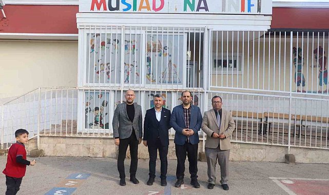 MÜSİAD Antalya Şubesi'nden öğrencilerin eğitimine destek