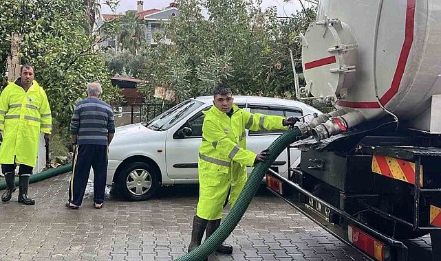 MUSKİ ekiplerinden yağmur mesaisi